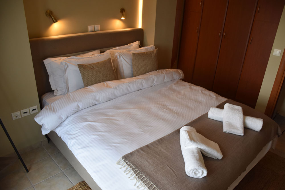 Κρεβατοκάμαρα 2